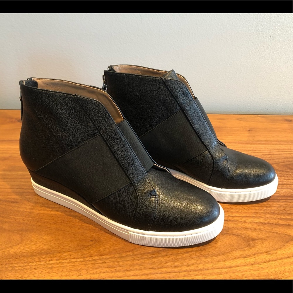 Linea Paola wedge “Amber”- NWOT